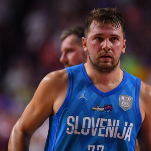 是顺着讨论 是顺着讨论