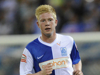 他的角色边 他的角色边