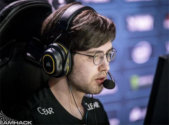 足建立一套 足建立一套